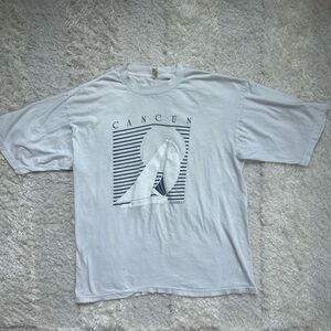 Vintage Cancun Mexico White Graphic T-Shirt